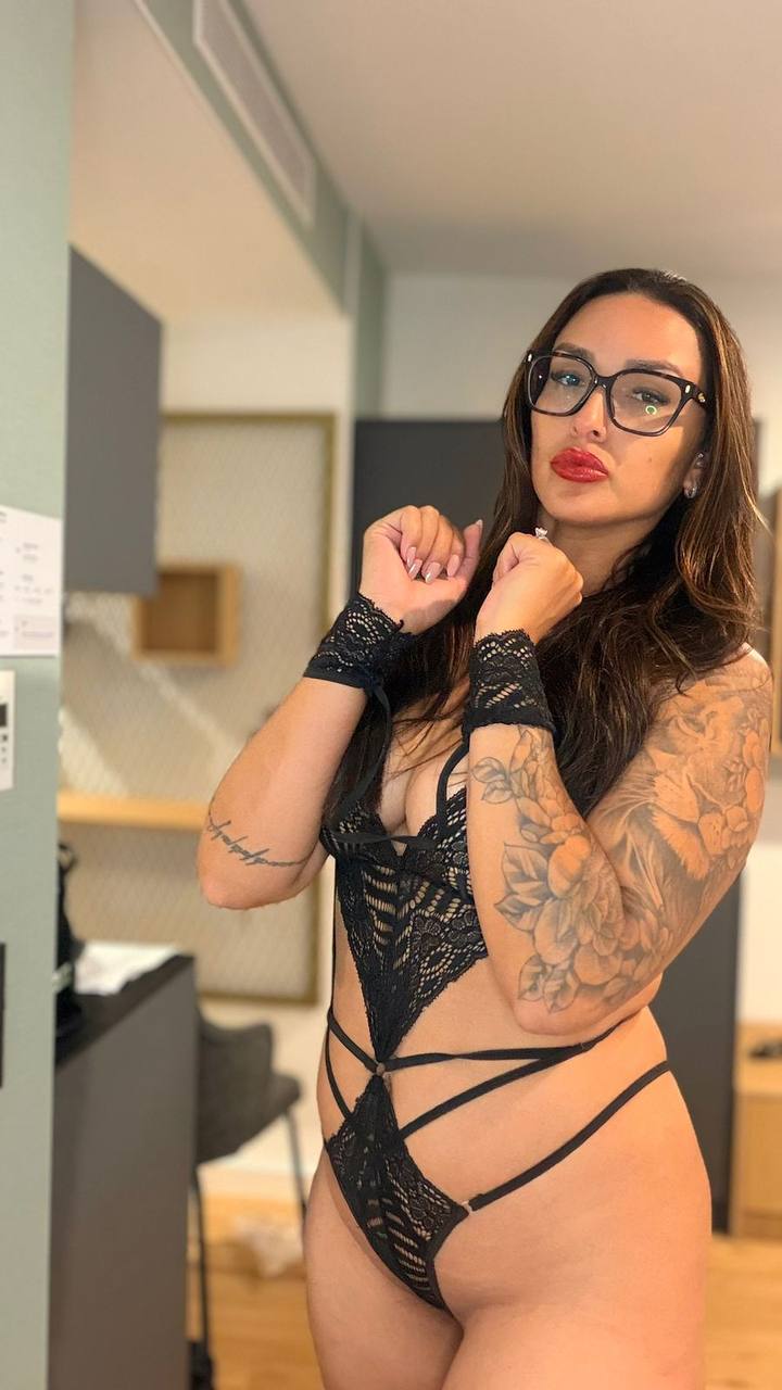 BRASILEÑA TETONA